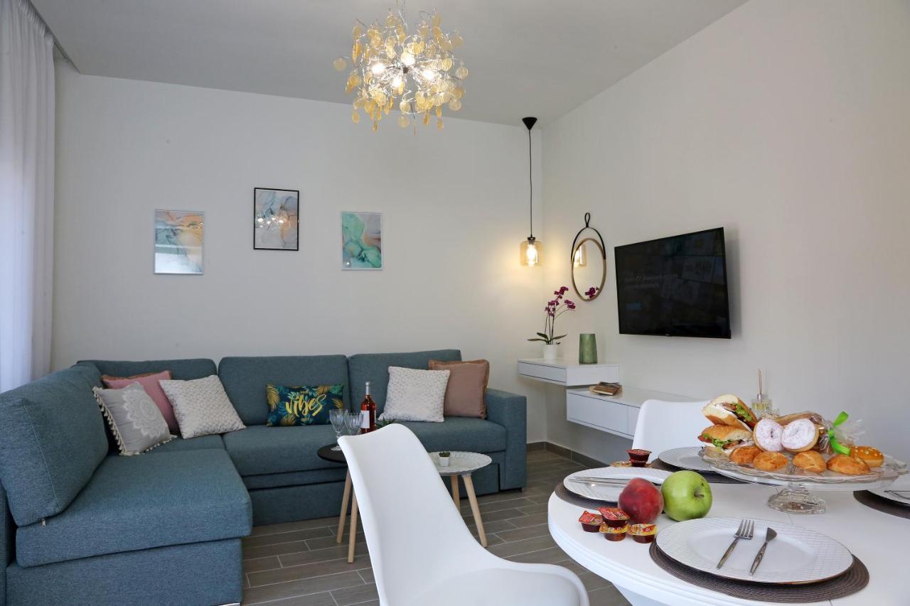 شقة Under The Aqueduct Boutique House كافالا المظهر الخارجي الصورة