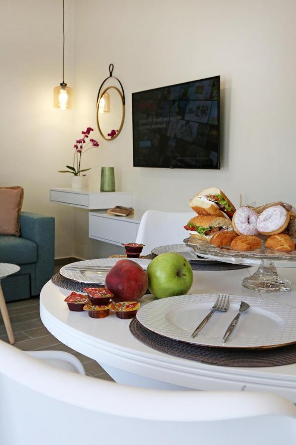 شقة Under The Aqueduct Boutique House كافالا المظهر الخارجي الصورة