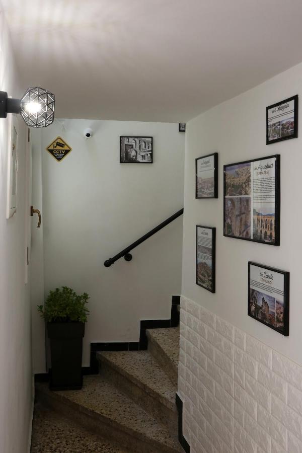شقة Under The Aqueduct Boutique House كافالا المظهر الخارجي الصورة