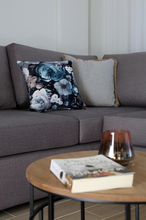شقة Under The Aqueduct Boutique House كافالا المظهر الخارجي الصورة