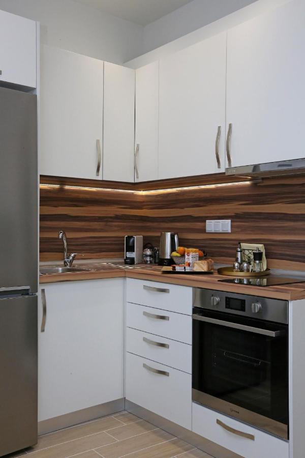 شقة Under The Aqueduct Boutique House كافالا المظهر الخارجي الصورة