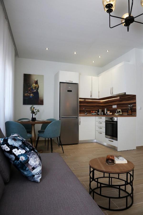 شقة Under The Aqueduct Boutique House كافالا المظهر الخارجي الصورة