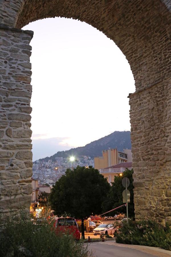 شقة Under The Aqueduct Boutique House كافالا المظهر الخارجي الصورة