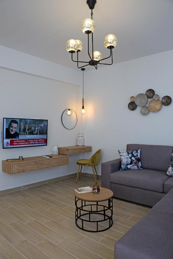 شقة Under The Aqueduct Boutique House كافالا المظهر الخارجي الصورة