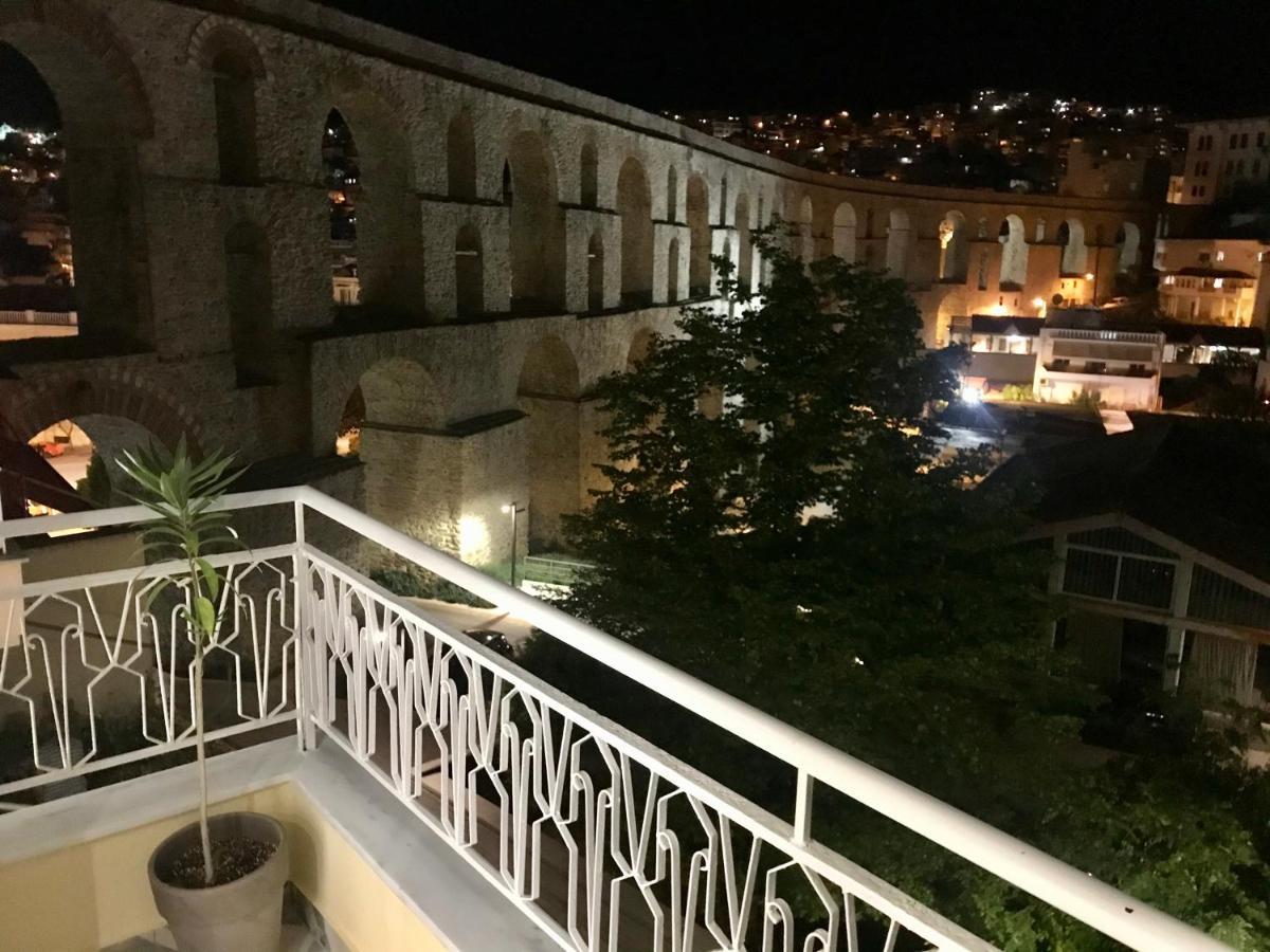 شقة Under The Aqueduct Boutique House كافالا المظهر الخارجي الصورة